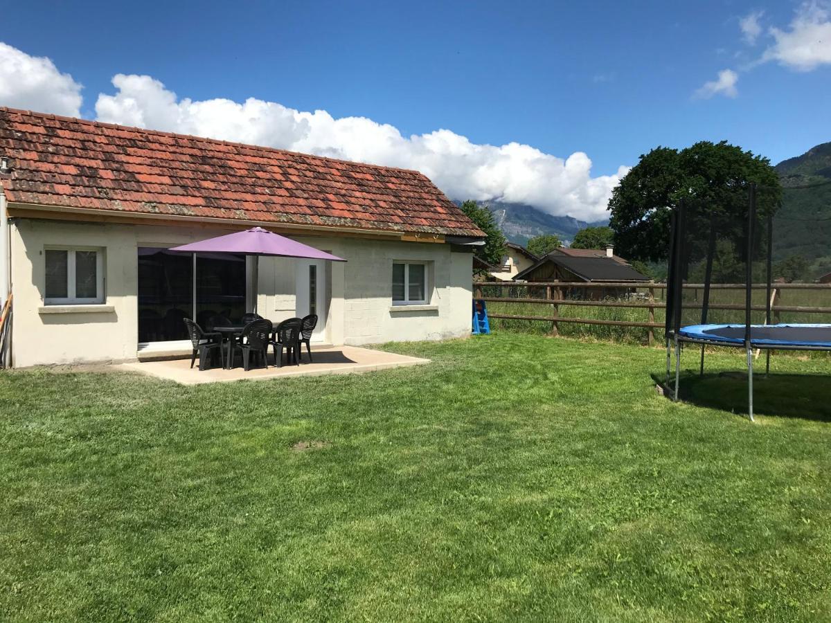 Maisonnette Entre Lac De Passy Et Montagnes Domancy Exterior photo